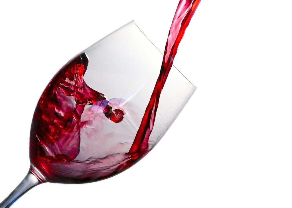 wine, splash, glass, red, alcohol, drink, liquid, beverage, bar, spill, pour, wine-glass, splashing, wineglass, wine, wine, wine, wine, wine